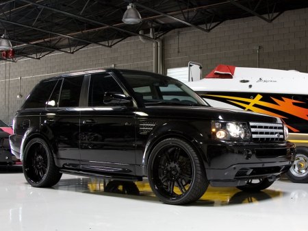 Blacked Out Range Rover 24 Breden Forged CO2